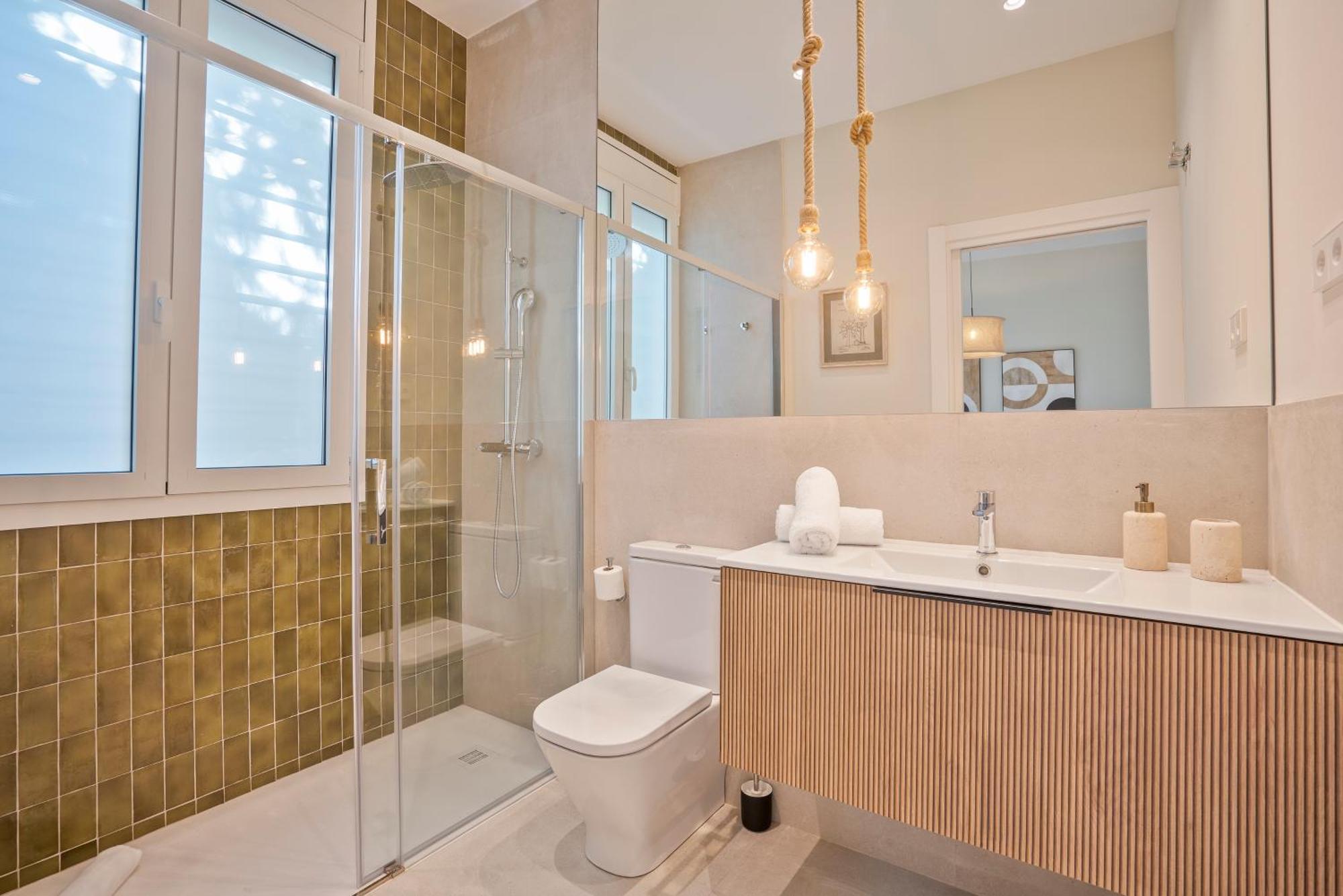 Sitges Spaces Garden Condo-2 Bedrooms, 2 Bathrooms, Garden Terrace, Near Center, Sleeps Up To 6- Monthly Rentals Only 外观 照片